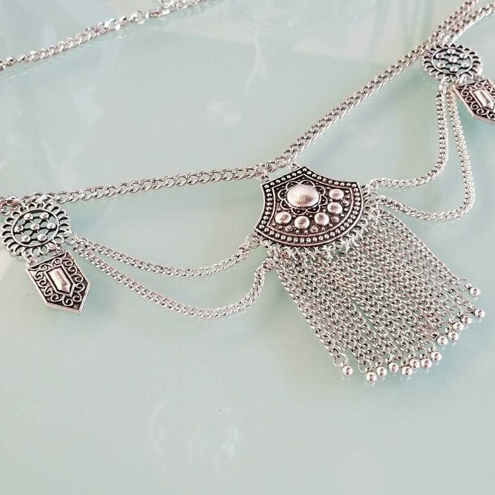 SILVER BELLEY CHAIN - Picture 4 of 4
